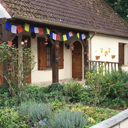 Un coin de forêt Courmas Extérieur photo